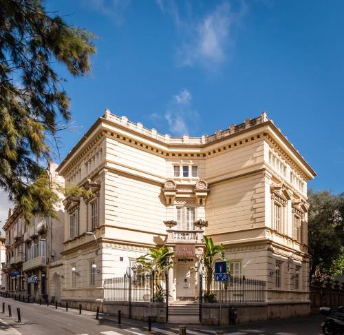 Hotel Medium Sitges 1883, Sitges bei Pla del Panadés