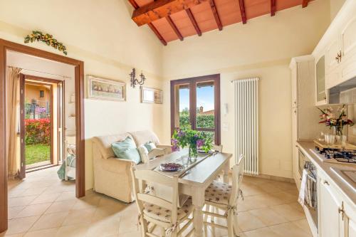 B&B Contignano - Noi2Vacanze in DIGITAL WORK - Bed and Breakfast Contignano