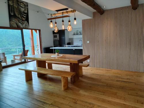 Les GITES DE CAMPARAN - gîte "le GRAND CHALET AVEC SPA ET SAUNA" (Les GITES DE CAMPARAN - gite "le GRAND CHALET AVEC SPA ET SAUNA") in Camparan