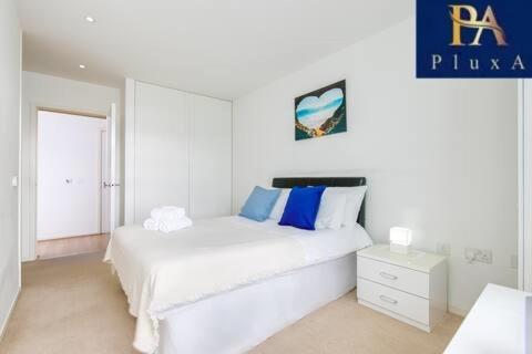 Pluxa Azure Cubic - Azure Cityview, Corporate Stays Welcome, Birmingham (foto 7)