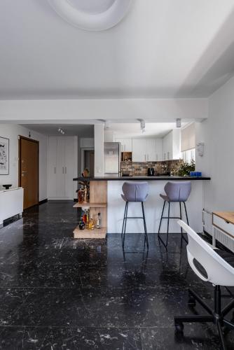 The Black Marble - Sea View, 2BR, 2BA by BnC, Ateny (zdjęcie 8)
