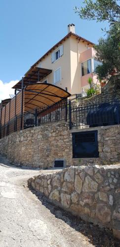 Margherita's holidays home - Agios Spiridon Fokidas