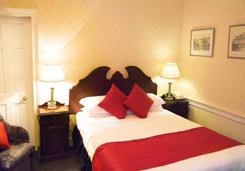 Royal Scots Club - image 6