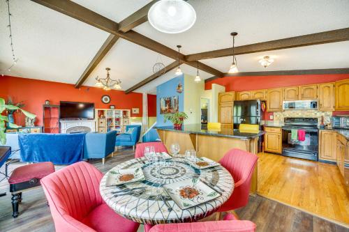 Colorado Springs Home with Patio and Ping Pong Table! in Colorado Springs, USA