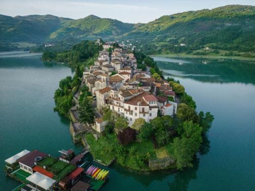 Letizia lake house panoramic view - Apartment - Colle di Tora