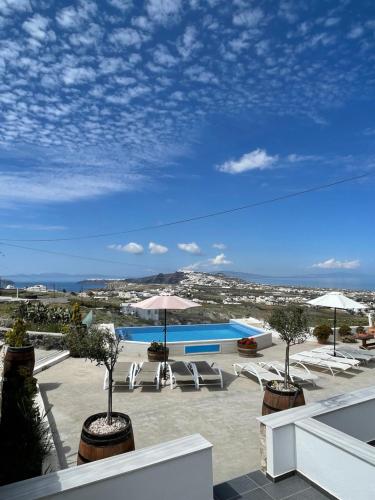 Aroma Cavas - Santorini Aroma Cavas - Santorini