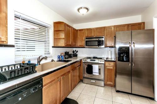 Quiet & Spacious North Palm Beach 2 bed 2 bath in North Palm Beach, USA