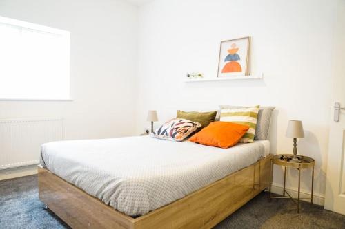 Alluring 3 BR House Near LFC