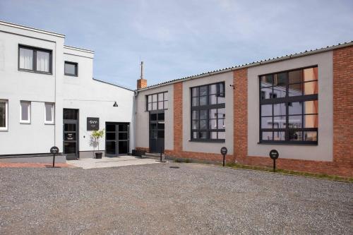 ทัศนียภาพภายนอกโรงแรม, Boutique Hotel Mezi švy (Boutique Hotel Mezi svy) in ฮราเด็ค คราลอเว