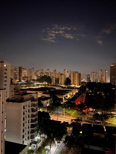 FLAT Ibirapuera Jardins ótima localização com garagem inclusa!