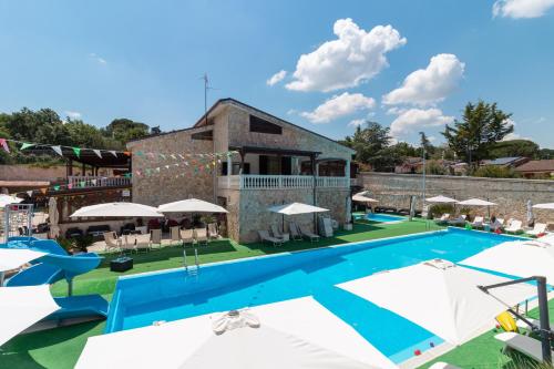 Swimming pool, In Villa sulla Murgia tre in Borgo Incoronata - Lagogemolo