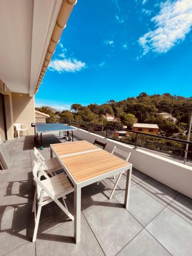 Magnifique Duplex Contemporain Climatise Jacuzzi Ref Duplex Vill'Attilio in Saint-Raphael