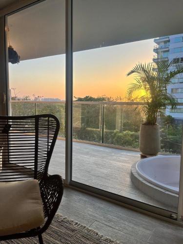 Apartment with View and Balcony room in DQ505 Nuevo hermoso jacuzzi priv