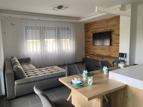 Terra Toscana Apartman 9600,Sárvár Felső-Sótonyi ut 20 (Terra Toscana Apartman 9600,Sarvar Felso-Sotonyi ut 20) in ヘジコゼグ