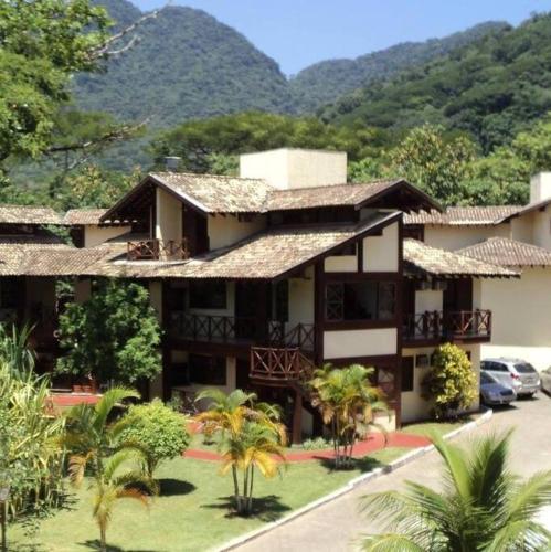 Casa R1 em condomínio fechado frente a praia Maresias