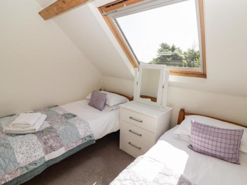 The Coach House Haverfordwest - image 8
