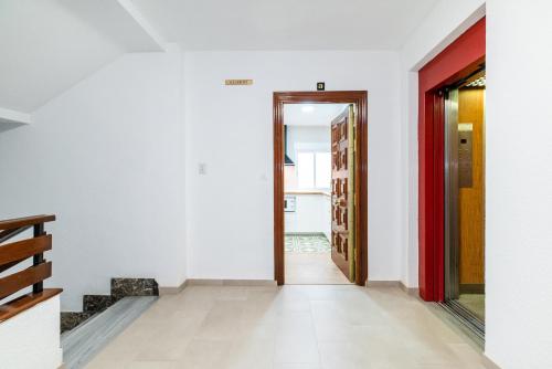 Modern Plaza de Toros Apartment with Free Parking, Granada (fotografie 9)
