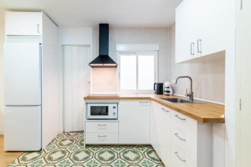 Modern Plaza de Toros Apartment with Free Parking, Granada (fotografie 2)