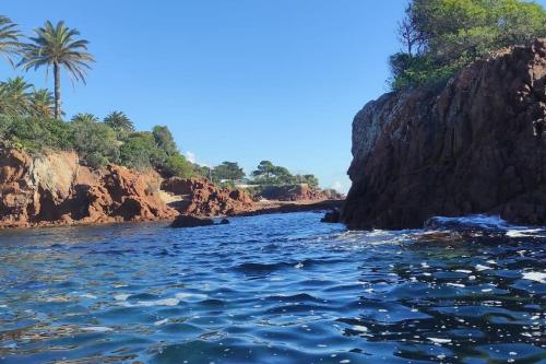 Maison 8p, Superbe Vue Mer, Piscine 25x10m, 300m plage, Tennis, Domaine sécurisé, Saint-Raphaël (fotografie 5)