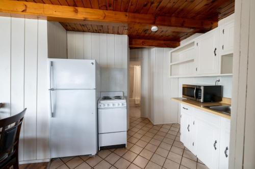 Depe Dene Lakeside Resort