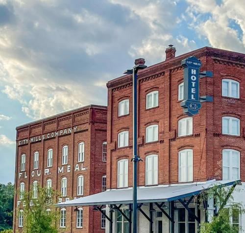 City Mills Hotel in Columbus, USA