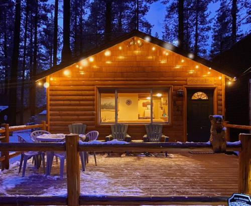 Two Bedroom Log Cabin