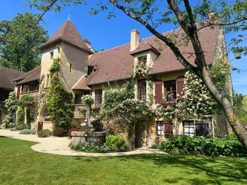 La maison de la tour gîte à louer Sérigny