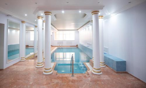 Basen, Amsterdam Hotel Aktobe in Aqtöbe