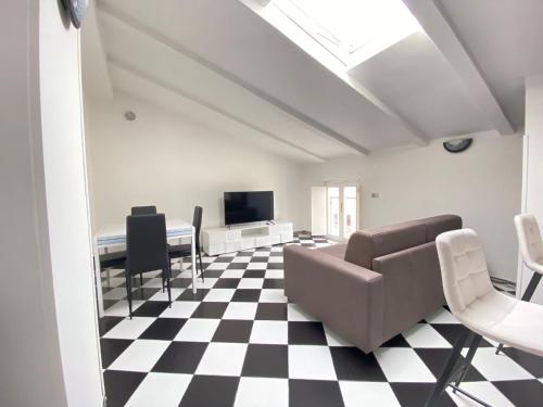  Chess House, Ferienwohnung in Azzano Mella