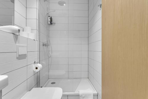 Icelandic Apartments - image 6