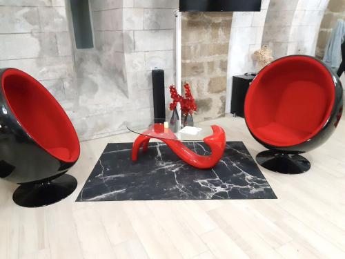 Studio in Ambrieres les Vallees with furnished terrace - image 7