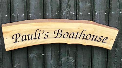 Pauli’s Boathouse