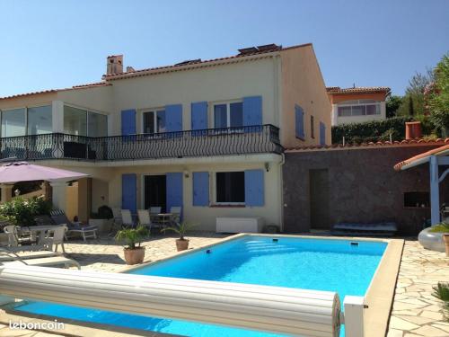 Appartement avec piscine chauffée