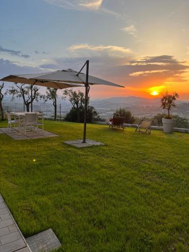  Tramonto - Soggiorni Le Grotte in Camerano