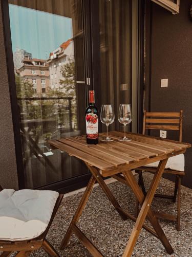 Elegant Escape Apartment I - City Centre & Free Parking, Братислава (фото 8)
