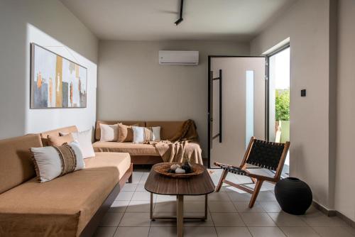 Everest Apartments - image 11