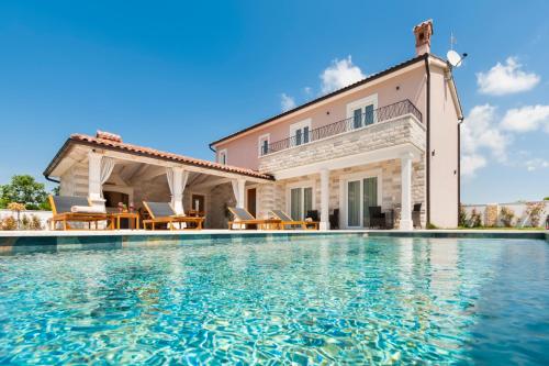 Villa Valentina – khách sạn tại Debeljuhi