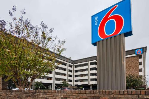 Motel 6-Columbus, GA - Downtown Columbus