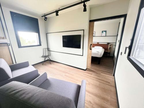 Ibis Lunel Petite Camargue