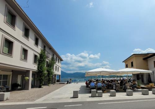 Light on Lake Iseo