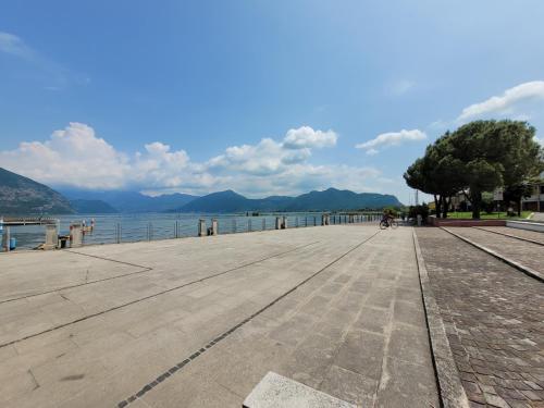 Light on Lake Iseo