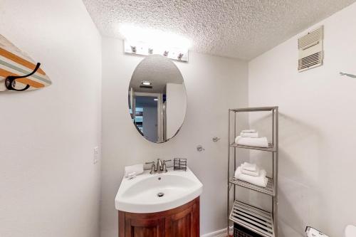 Pelican's Cove C118 Pelican's Cove C118