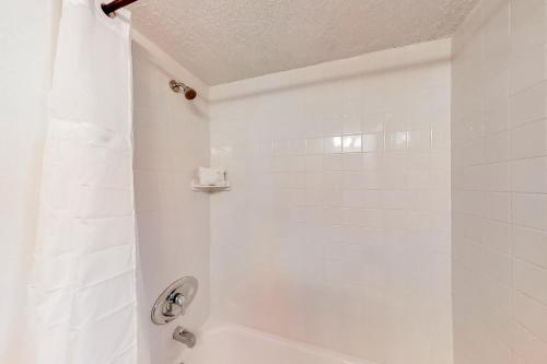 Pelican's Cove C118 Pelican's Cove C118