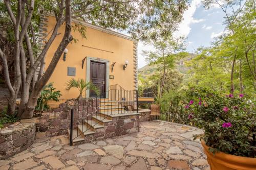 464524210 Quinta Las Acacias Hotel Boutique
