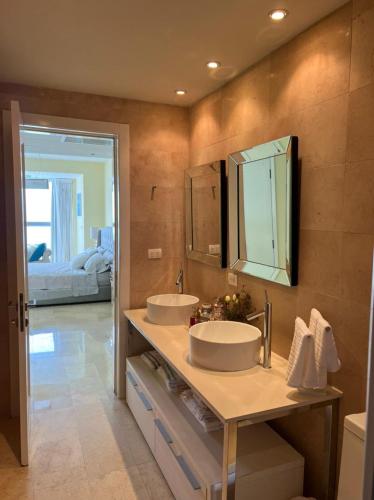 Hermoso y cómodo apartamento con vista al mar (Hermoso y comodo apartamento con vista al mar) in Panama