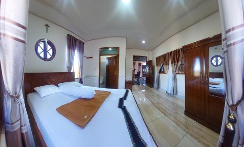 1 queen bed