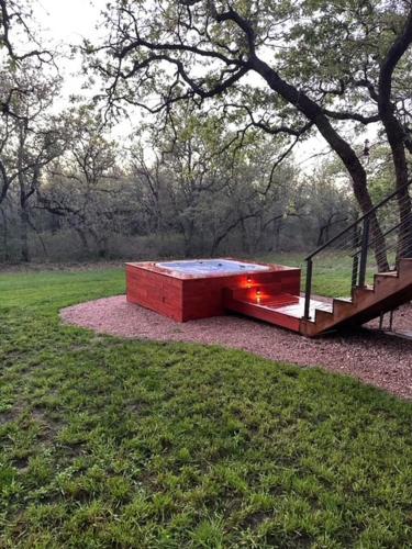 The Woodland Oasis I Luxurious Cabin Getaway I in Seguin, USA