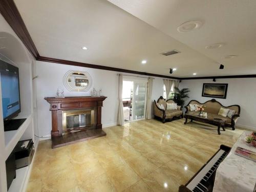Luxstay in Huntington Beach in Newland