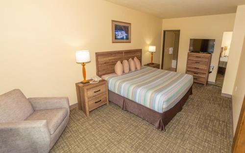 Clatskanie River Inn - image 10