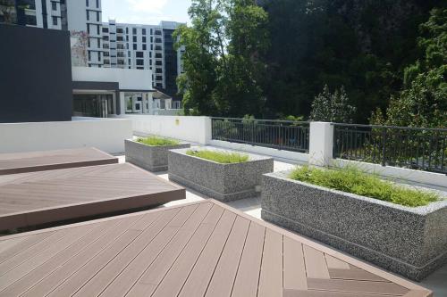 Hillside & fantastic Pool @ The Cove Hillside Residence near Kolej Matrikulasi Perak